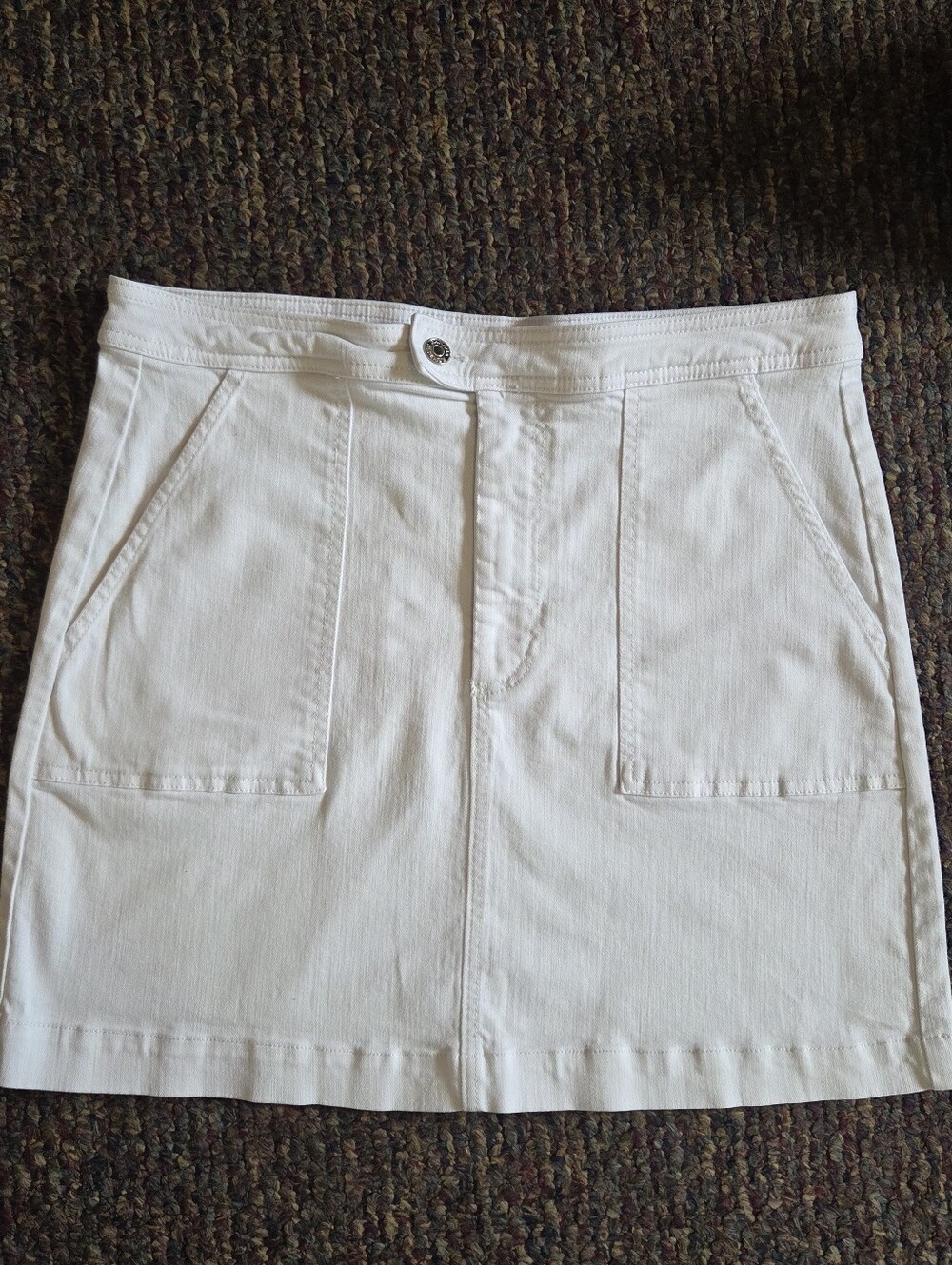 Banana Republic White Denim Pencil Skirt Size 14 Stretch Cotton Knee Length